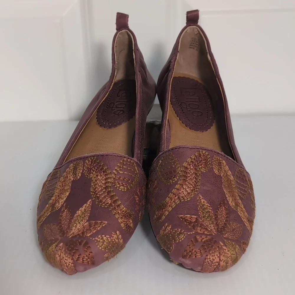 Anthropologie Latigo Embroidered Women's Flats Size 8.5 Maroon Leather Floral - Picture 4 of 10
